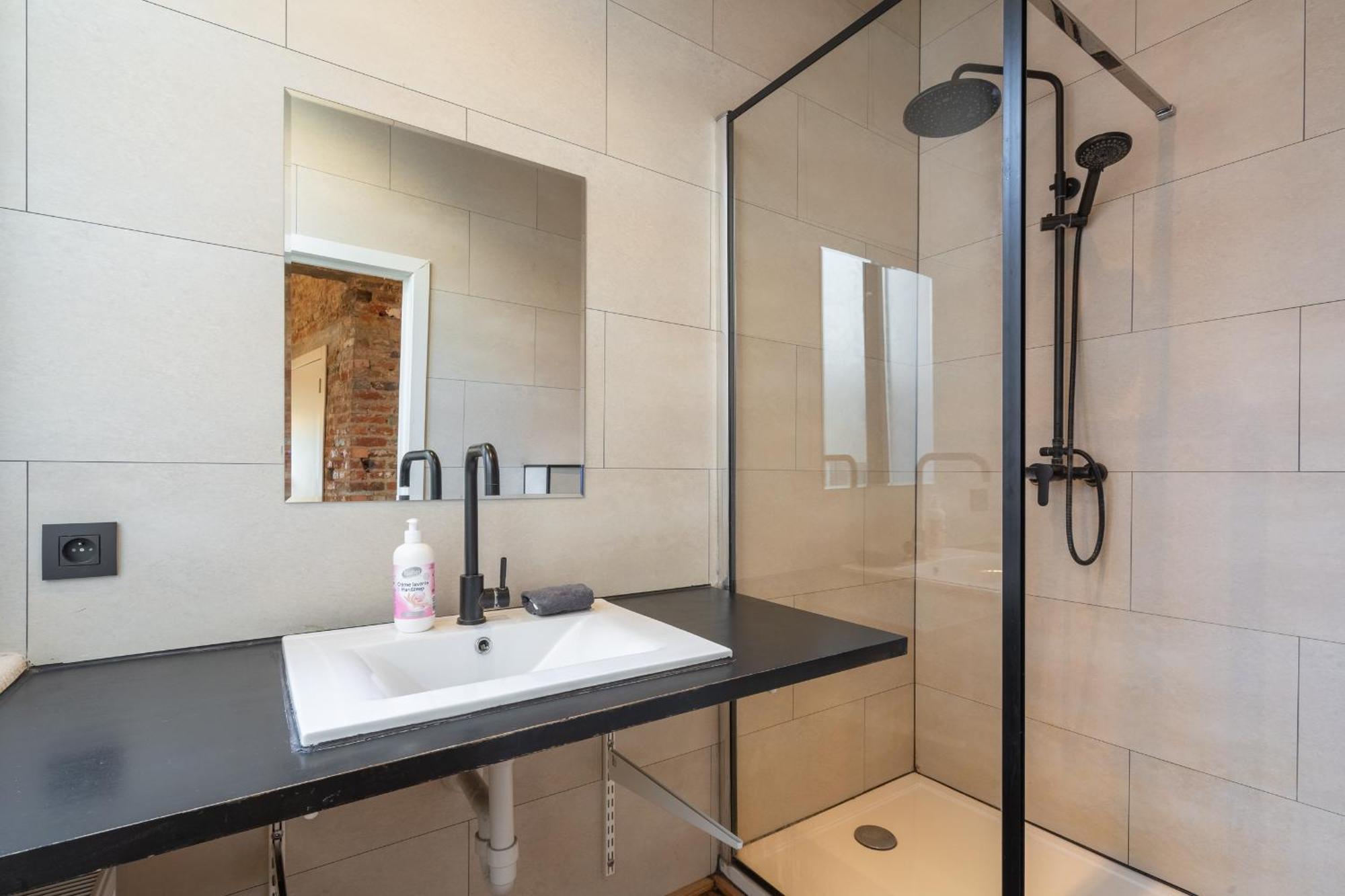 The Industrial Apartments أنتويرب المظهر الخارجي الصورة